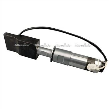 Transducteur à ultrasons 20khz avec booster et bride et corne en acier